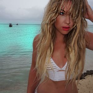 Meet your Posher, Sally